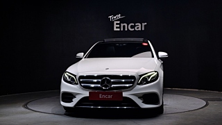 MERCEDES BENZ E-CLASS W213 2020