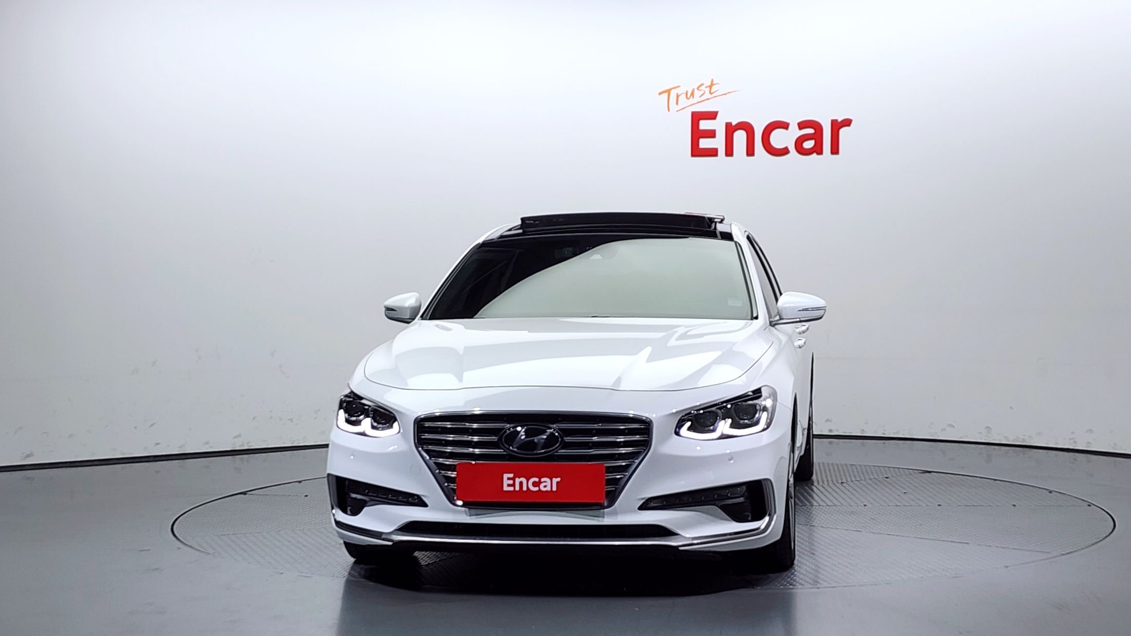 HYUNDAI GRANDEUR IG 2017