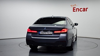 BMW 5-SERIES G30 2022