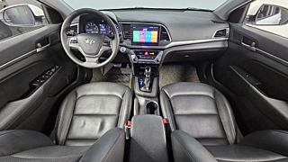 HYUNDAI AVANTE AD 2017