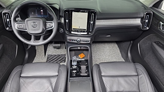 VOLVO XC40 2022