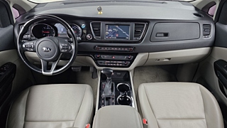 KIA CARNIVAL 2018