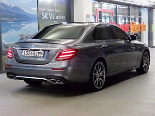MERCEDES BENZ E-CLASS W213 2017