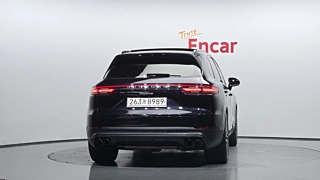 PORSCHE CAYENNE PO536 2020