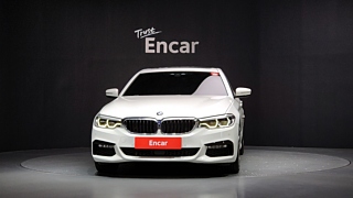BMW 5-SERIES G30 2017