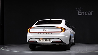 HYUNDAI SONATA HYBRID DN8 2021