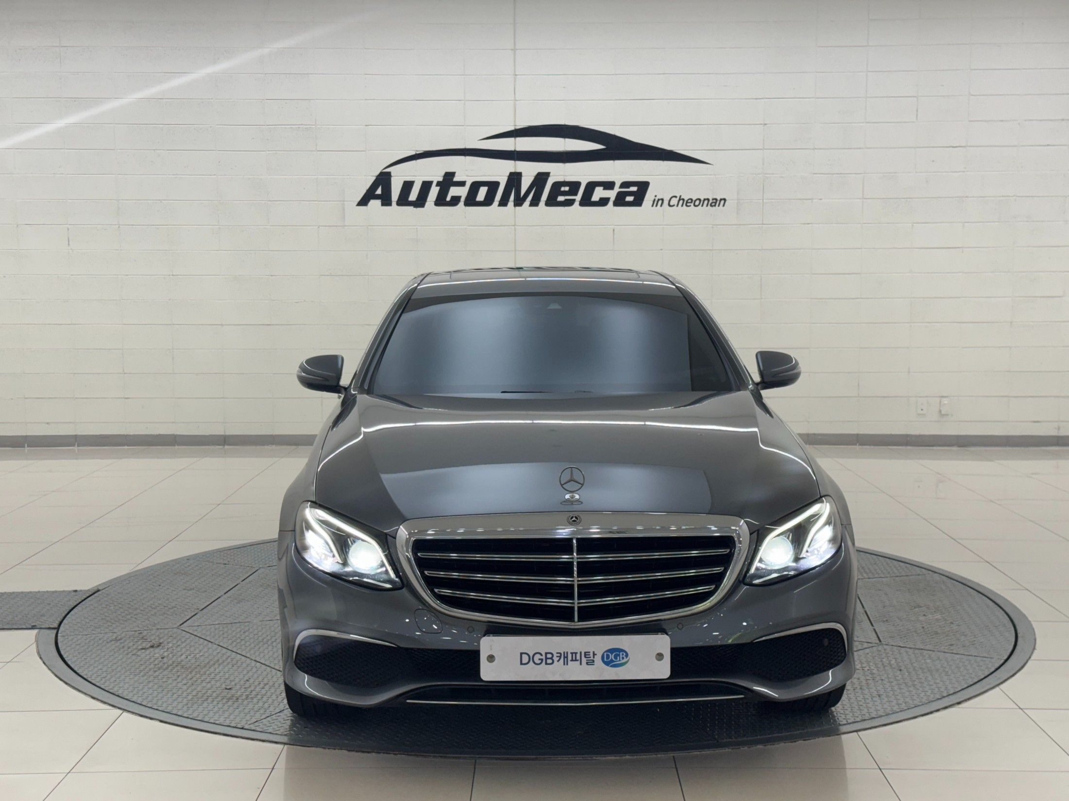 MERCEDES BENZ E-CLASS W213 2020