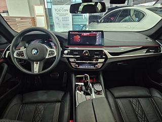 BMW 5-SERIES G30 2022