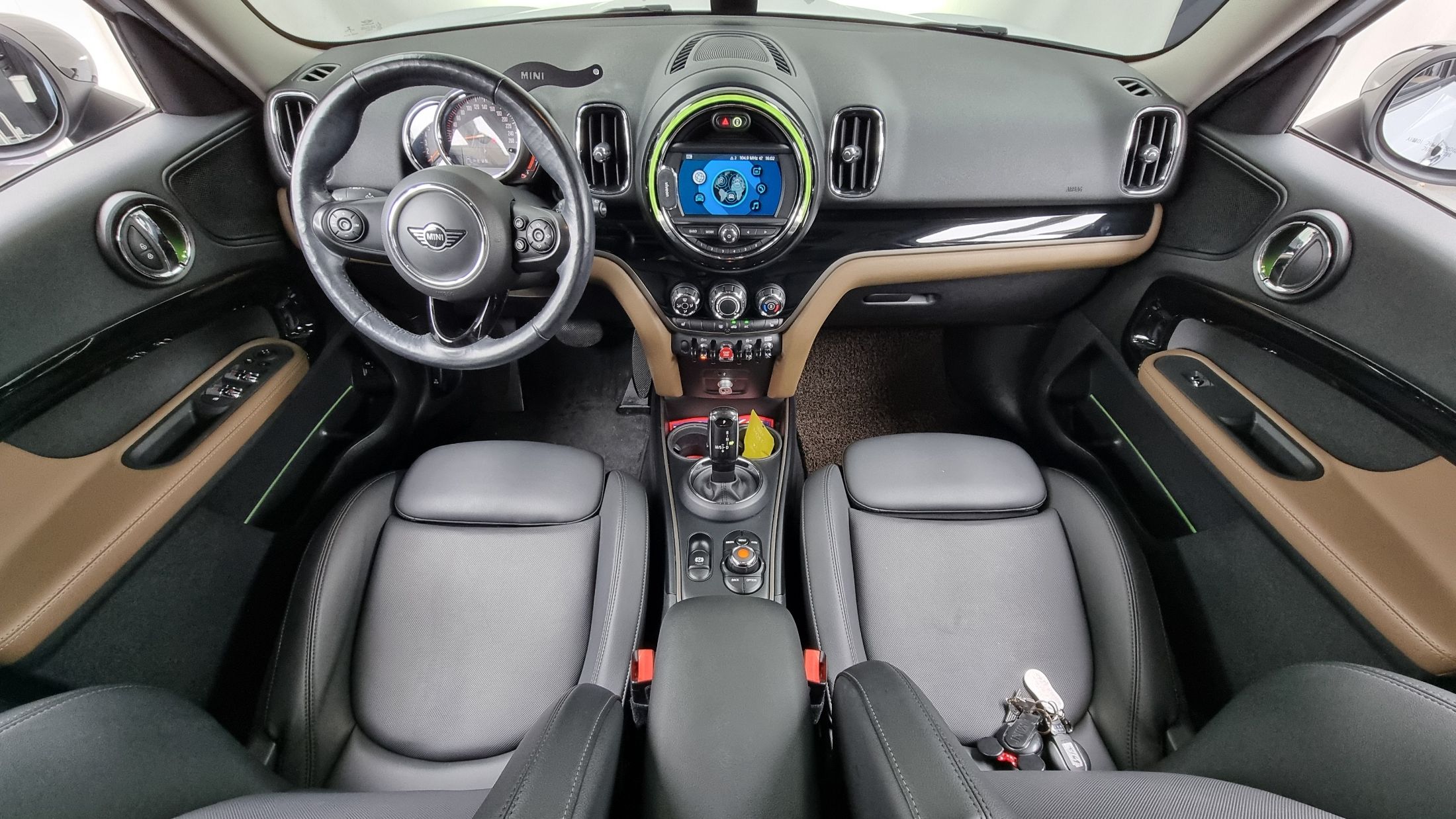 MINI COUNTRYMAN COOPER D 2019