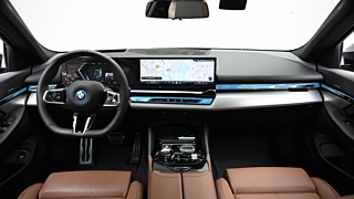 BMW 5-SERIES G60 2024