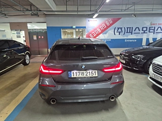 BMW 1-SERIES F40 2021