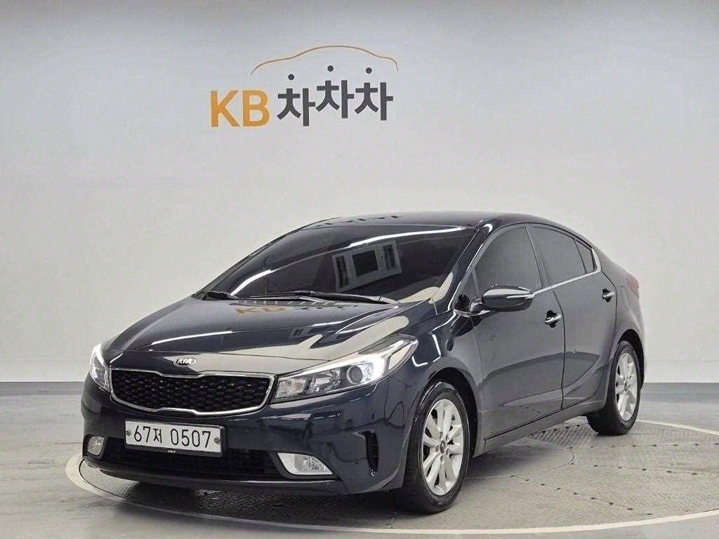 KIA K3 2016