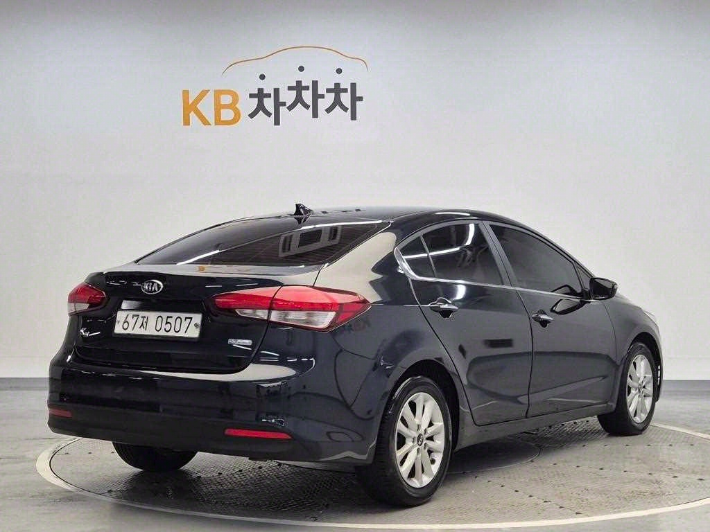 KIA K3 2016