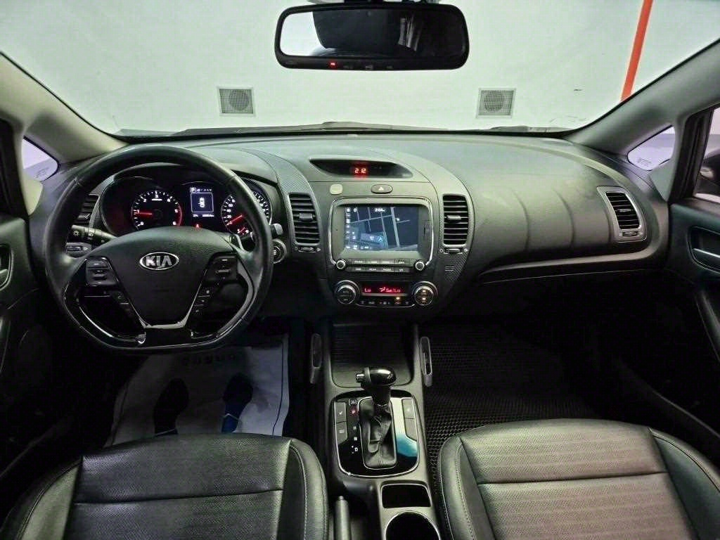 KIA K3 2016