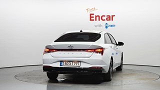 HYUNDAI AVANTE HYBRID CN7 2022