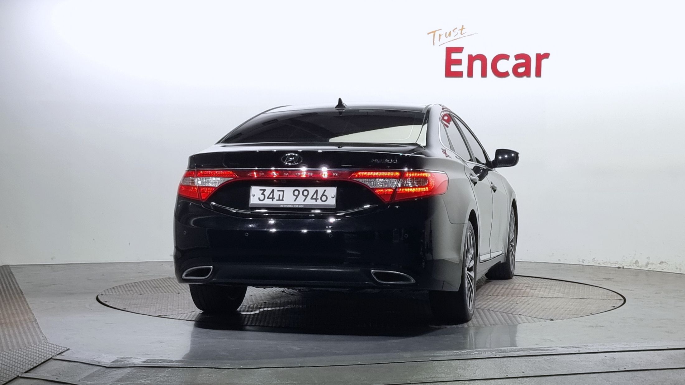 HYUNDAI GRANDEUR HG 2013