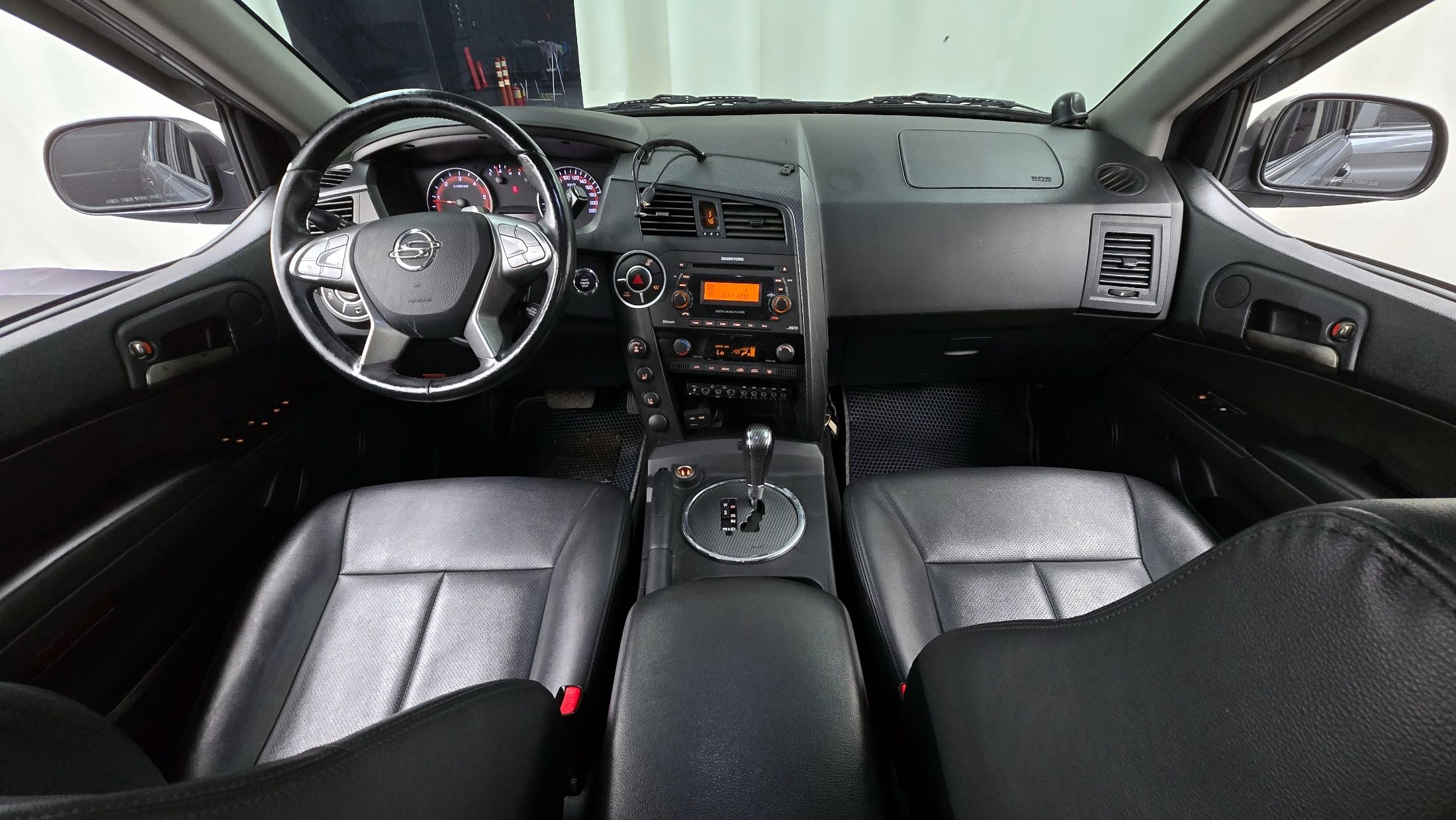 SSANGYONG KORANDO SPORTS 2015