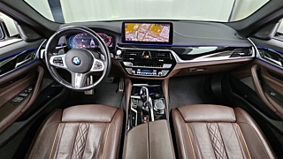 BMW 5-SERIES G30 2022
