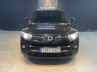 SSANGYONG TIVOLI VERY NEW  2020
