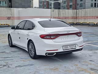HYUNDAI GRANDEUR IG HYBRID 2017