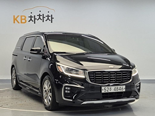 KIA CARNIVAL 2018