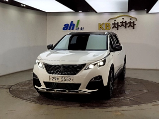 PEUGEOT 5008 2017