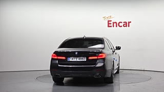 BMW 5-SERIES G30 2020