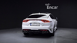 KIA STINGER 2017