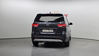 KIA CARNIVAL 2017