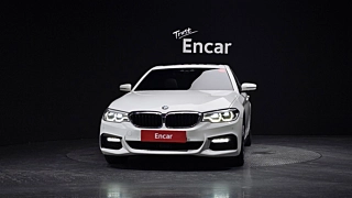 BMW 5-SERIES G30 2017