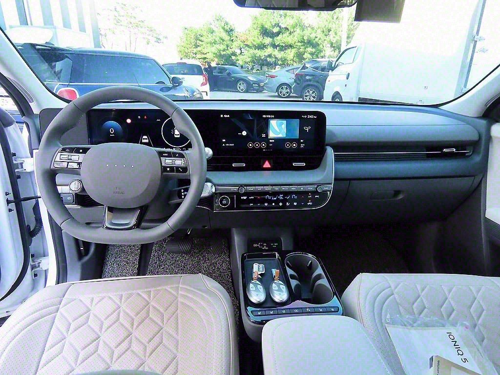 HYUNDAI IONIQ5 2024