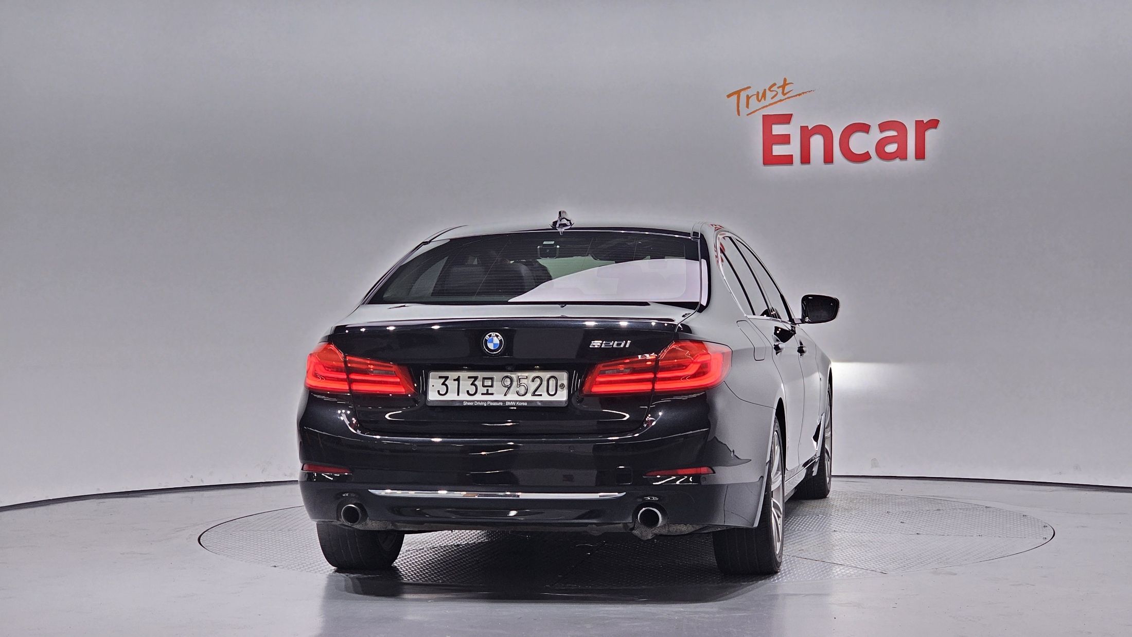 BMW 5-SERIES G30 2018