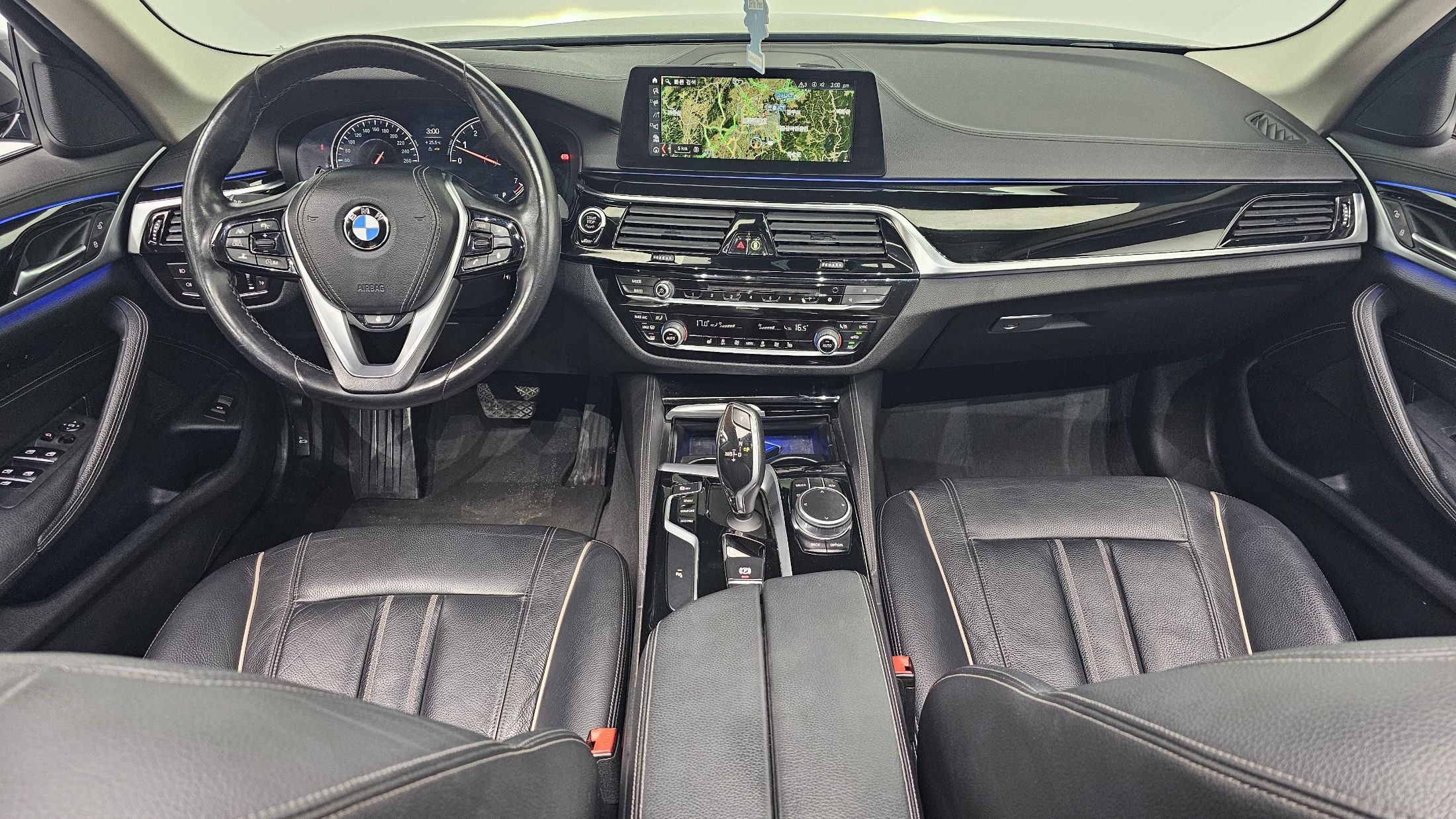 BMW 5-SERIES G30 2018