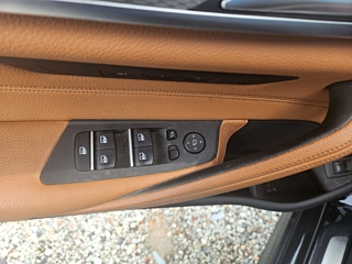 BMW 5-SERIES G30 2018