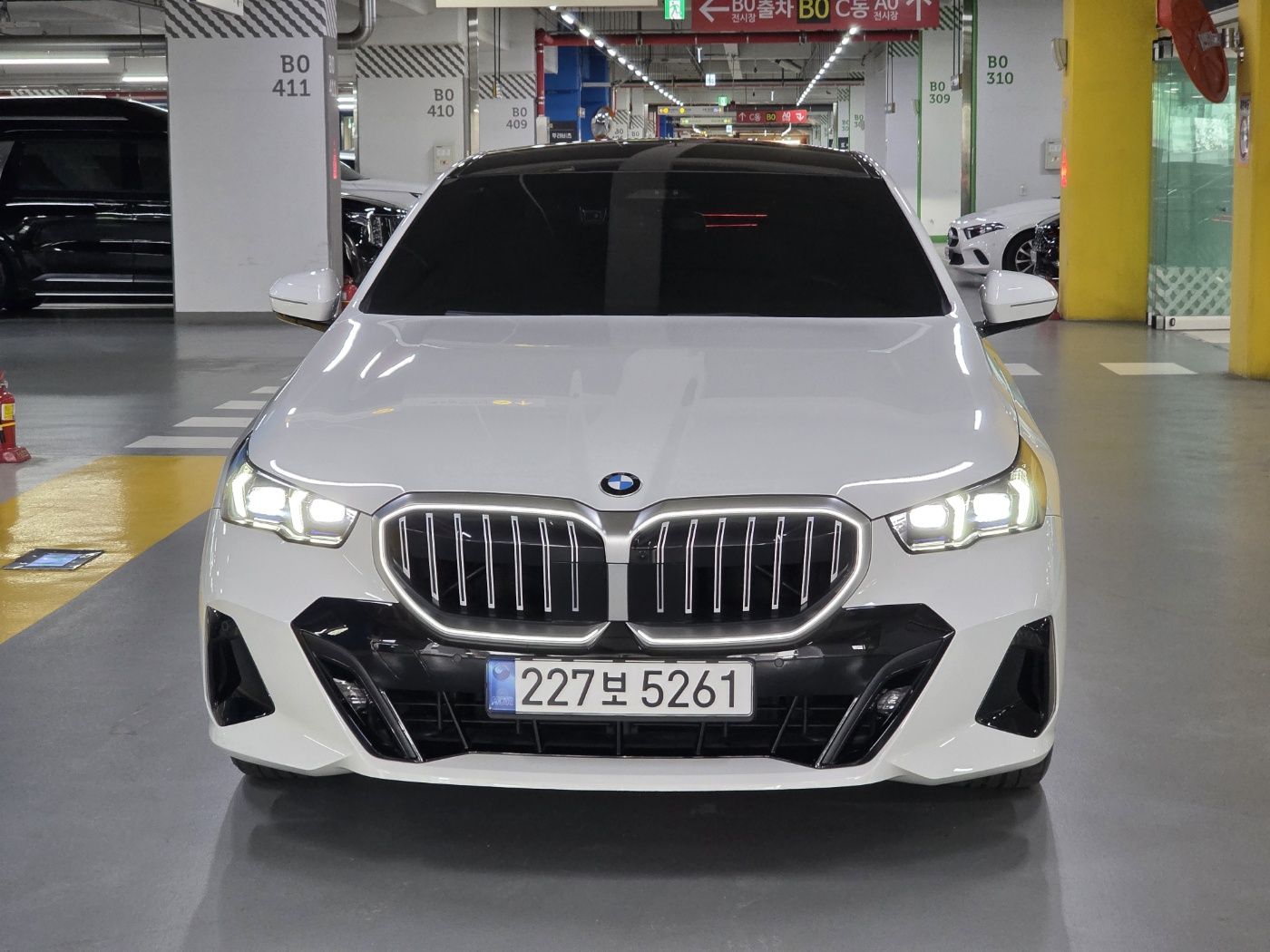 BMW 5-SERIES G60 2024