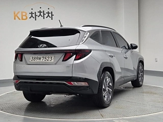 HYUNDAI TUCSON NX4 2021