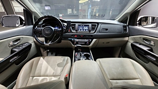 KIA CARNIVAL 2019