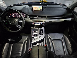 AUDI Q7 4M 2019