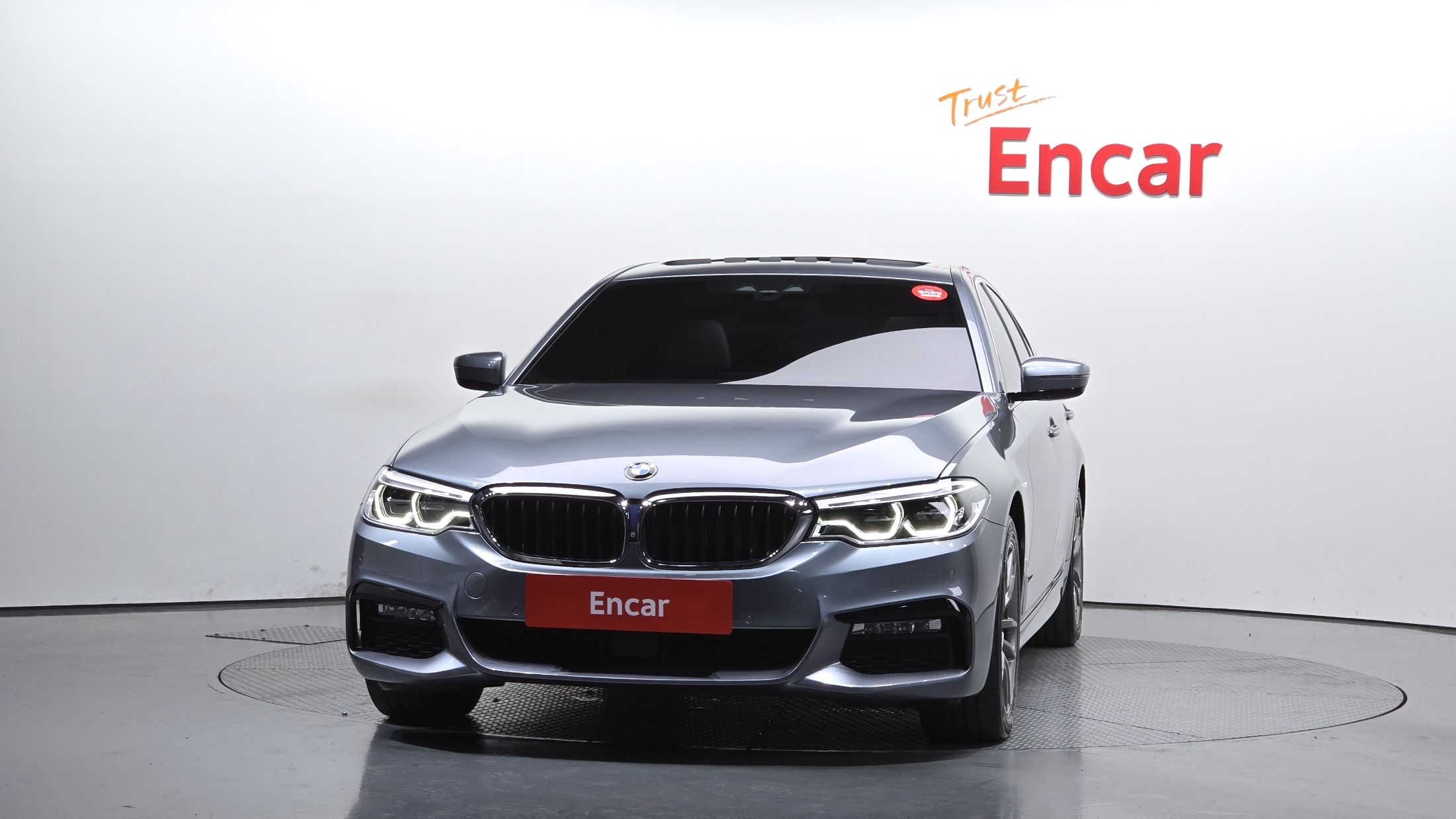 BMW 5-SERIES G30 2018