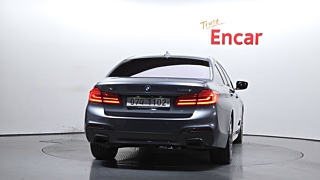 BMW 5-SERIES G30 2018