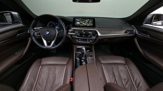BMW 5-SERIES G30 2018