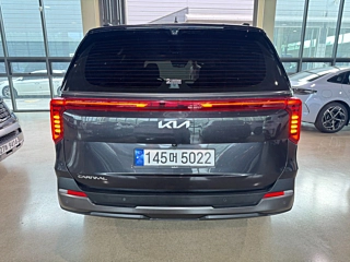 KIA CARNIVAL 2023