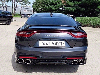 KIA STINGER 2017