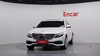 MERCEDES BENZ E-CLASS W213 2020