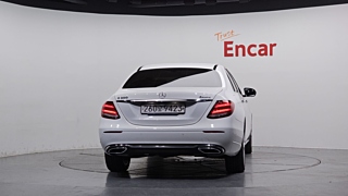 MERCEDES BENZ E-CLASS W213 2020