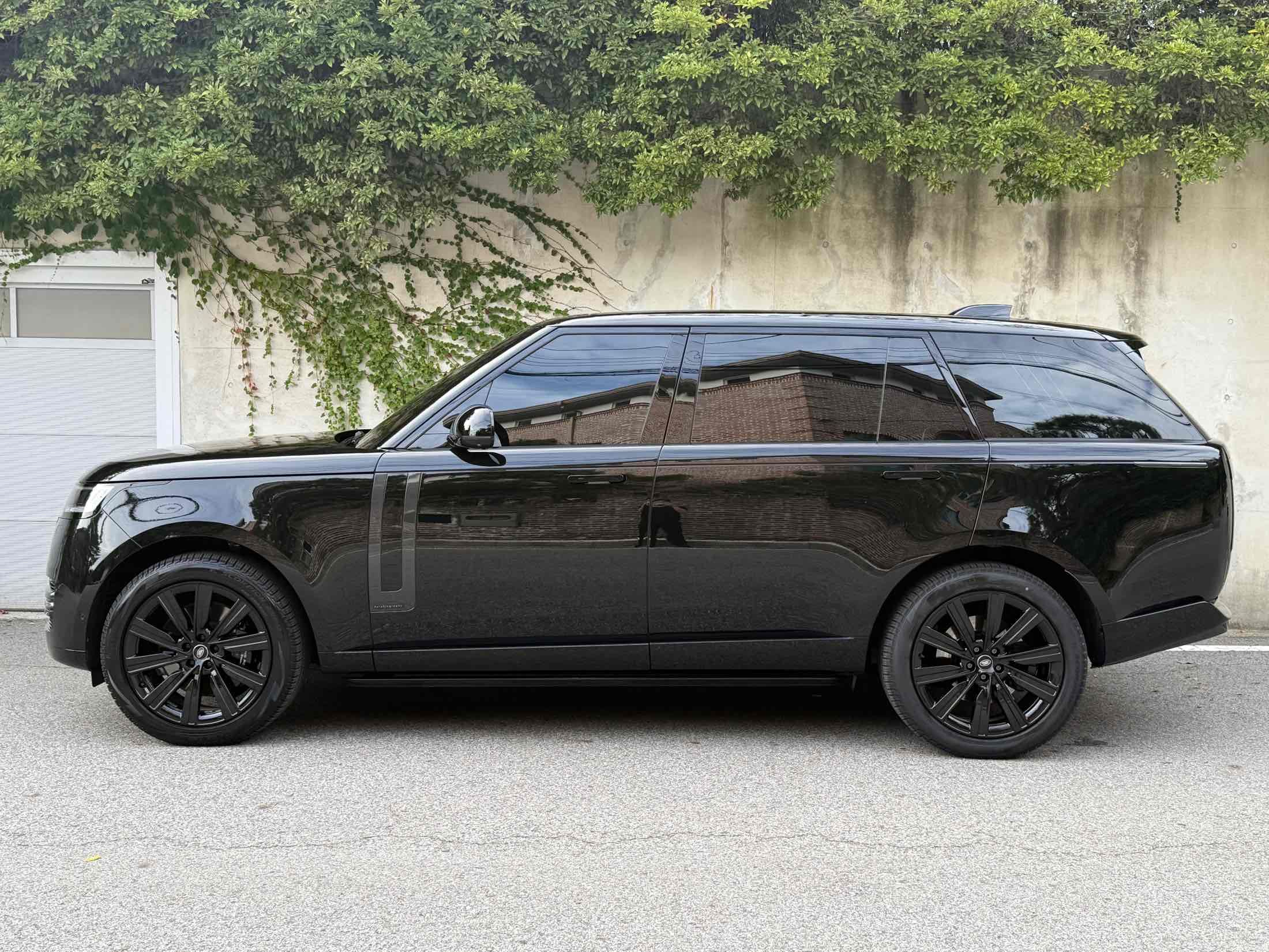 LAND ROVER RANGE ROVER 2023