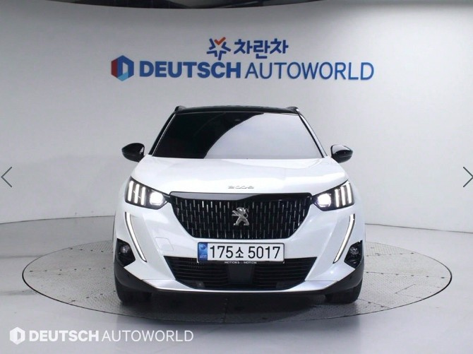 PEUGEOT 2008 2022