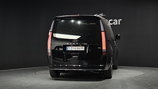 HYUNDAI STARIA 2025