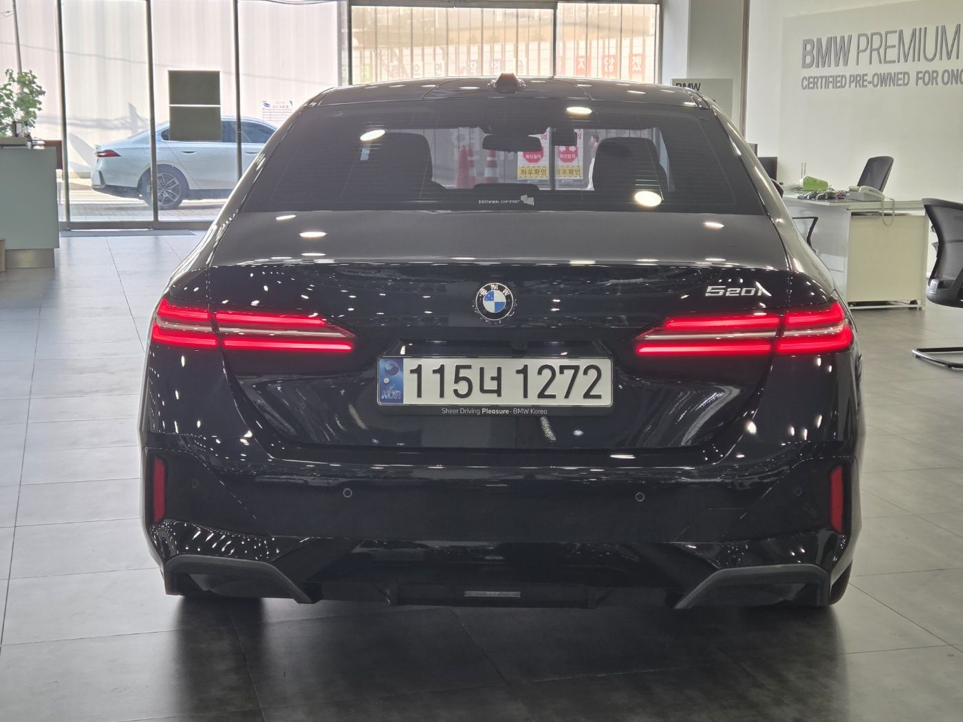 BMW 5-SERIES G60 2024