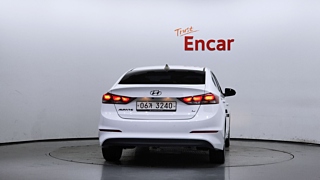 HYUNDAI AVANTE AD 2017